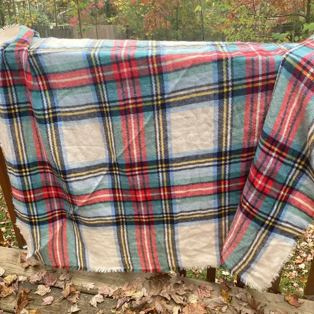 Aerie tan and red plaid wrap